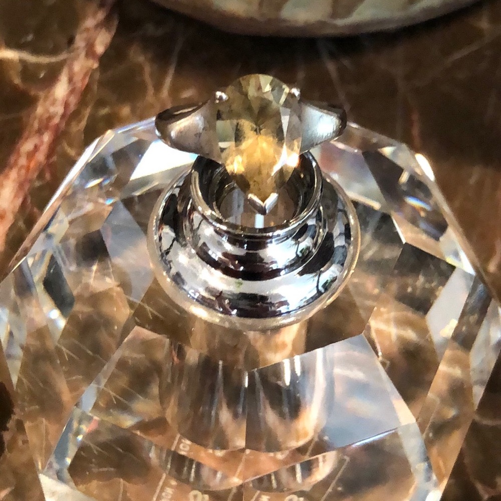 Pear Shape Yellow Stone Ring - image 1